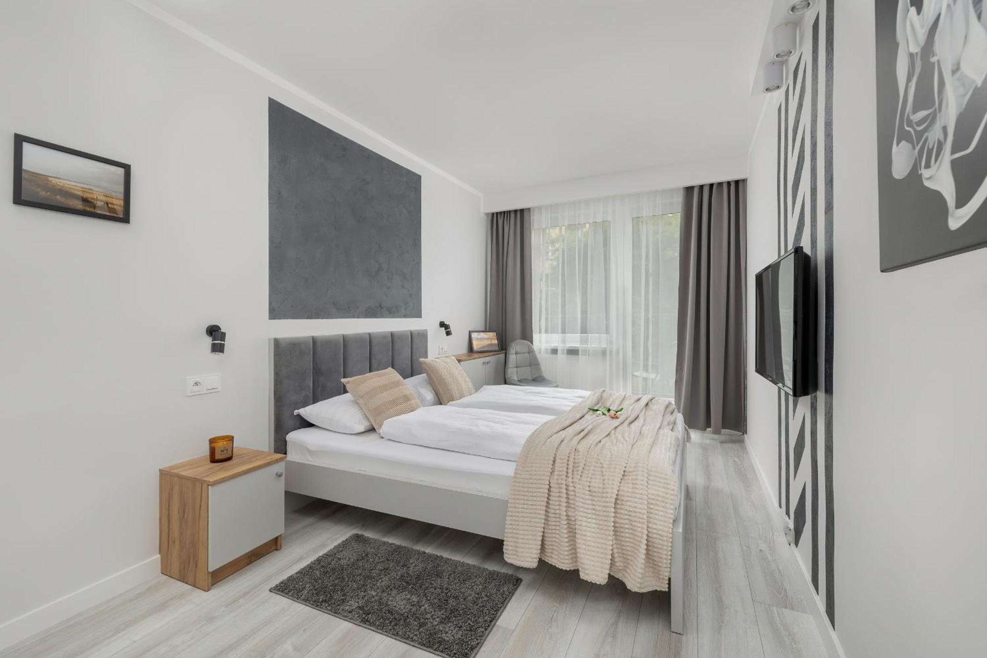 Nowoczesny Z Balkonem - Centrum - By Rent Like Apartment Swinemünde